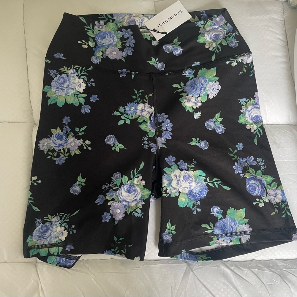WeWoreWhat Golden Hour Floral Biker Shorts BNWT - Picture 3 of 6